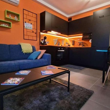 Modern - 50 M From Sea - Free Wi-Fi - Super Cool - Terrace - Fully Air-Conditioned Сент-Полс-Бей Экстерьер фото
