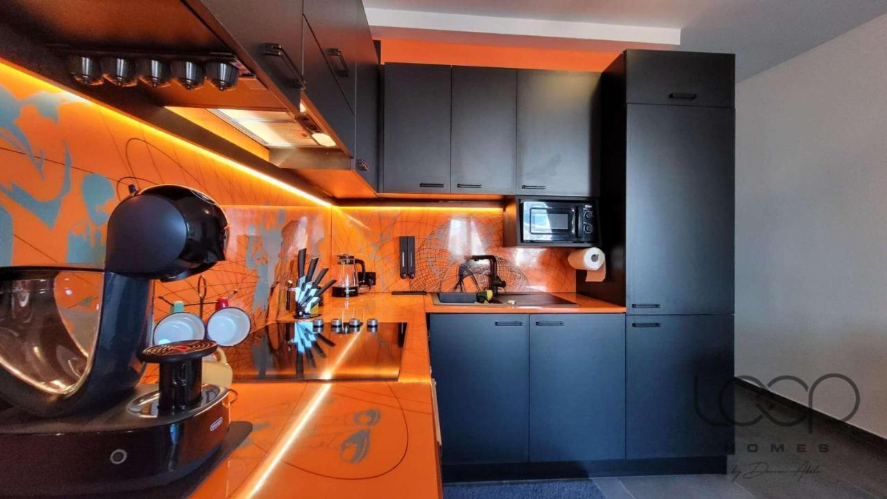 Modern - 50 M From Sea - Free Wi-Fi - Super Cool - Terrace - Fully Air-Conditioned Сент-Полс-Бей Экстерьер фото