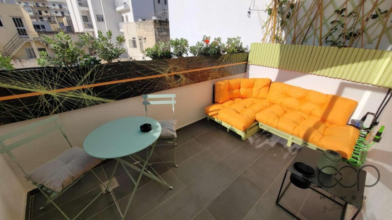 Modern - 50 M From Sea - Free Wi-Fi - Super Cool - Terrace - Fully Air-Conditioned Сент-Полс-Бей Экстерьер фото