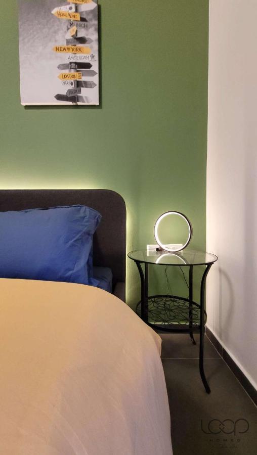Modern - 50 M From Sea - Free Wi-Fi - Super Cool - Terrace - Fully Air-Conditioned Сент-Полс-Бей Экстерьер фото
